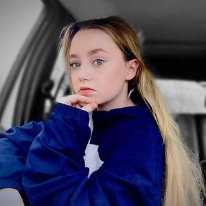 Meet your Posher, Abby